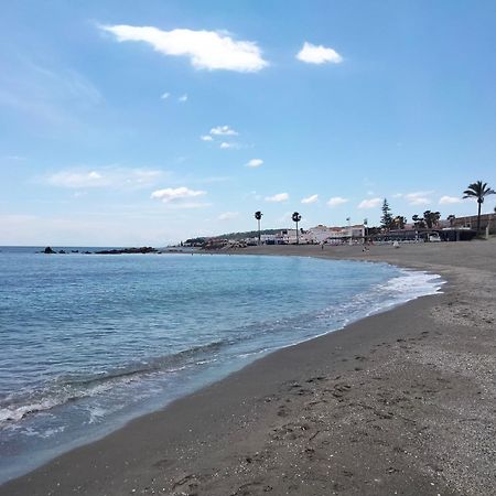 Apartamento Primera Linea De Playa Manilva Dış mekan fotoğraf